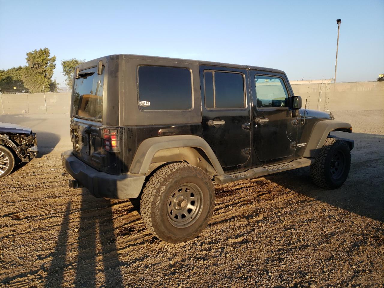 Image 3 of 2013 JEEP WRANGLER UNLIMITED SPORT 2013 with VIN 1C4HJWDG6DL620642