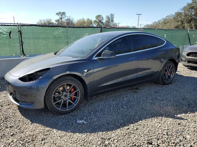Obraz 1 z 2017 TESLA MODEL 3  2017 z VIN 5YJ3E1EA2HF000679
