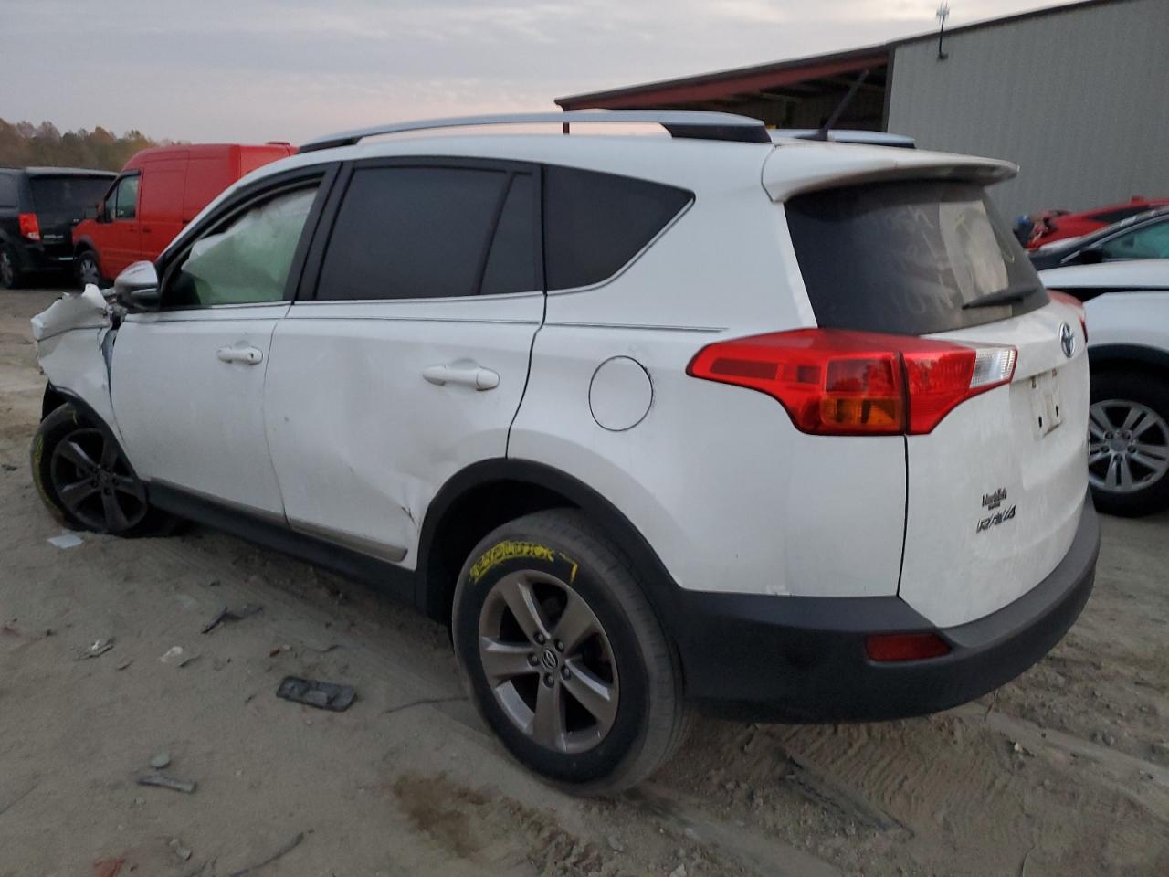 Image 2 of 2015 TOYOTA RAV4 XLE 2015 with VIN JTMRFREV8FD169957