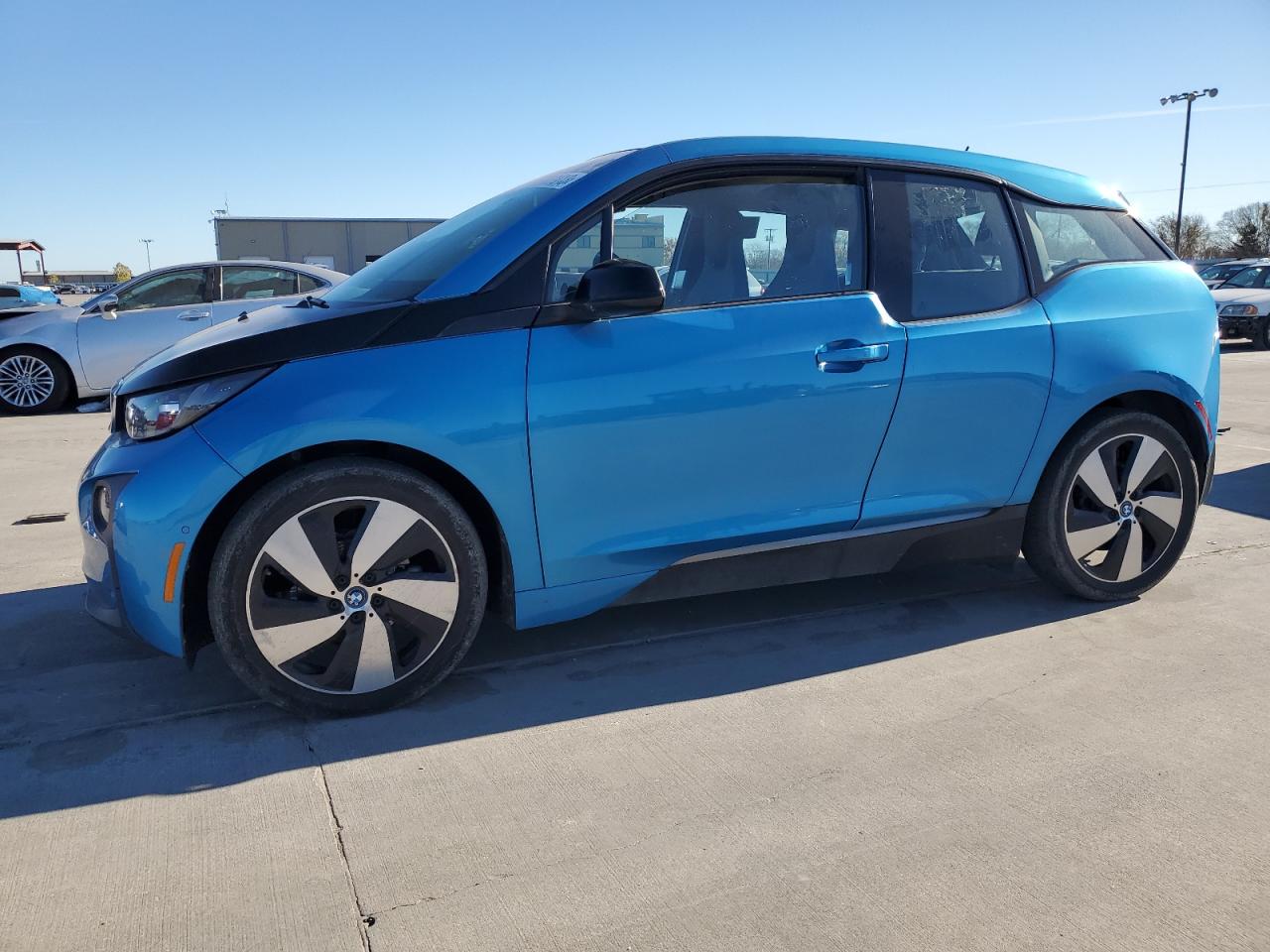 Image 1 of 2017 BMW I3 BEV 2017 with VIN WBY1Z6C3XHV949538