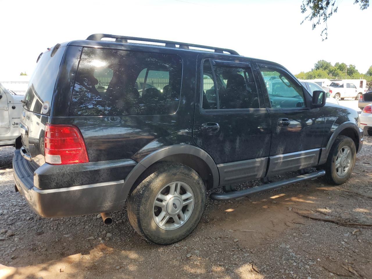 Obraz 3 z 2005 FORD EXPEDITION XLT 2005 z VIN 1FMFU16555LA63071