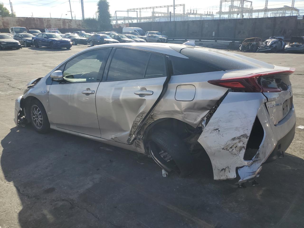 Image 2 of 2019 TOYOTA PRIUS PRIME  2019 with VIN JTDKARFP3K3110637