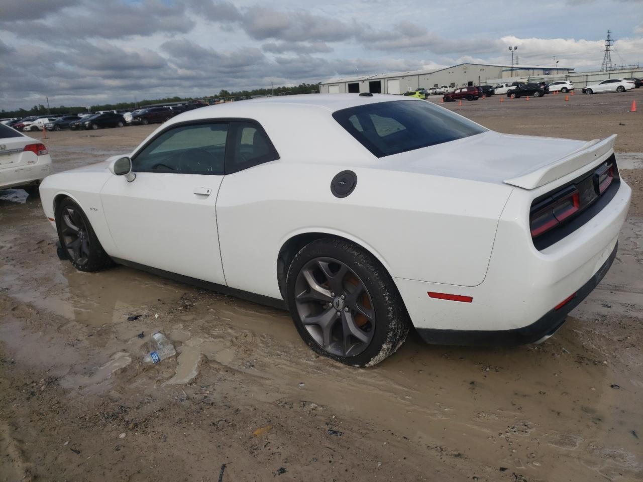 Image 2 of 2019 DODGE CHALLENGER R/T 2019 with VIN 2C3CDZBT5KH708440