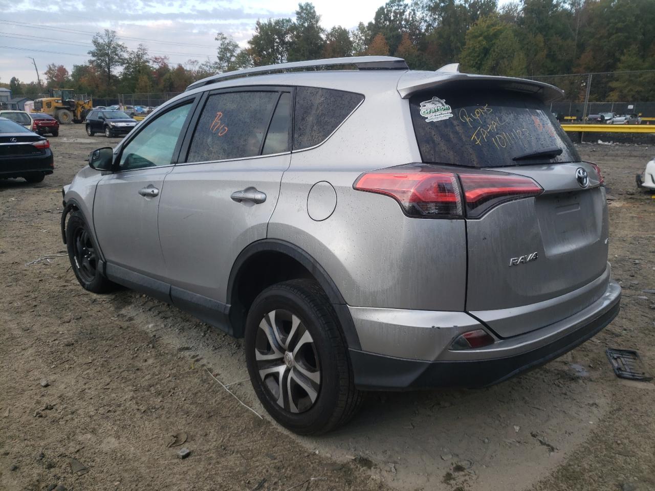 Изображение 2 2017 TOYOTA RAV4 LE 2017 с VIN 2T3BFREV5HW643547