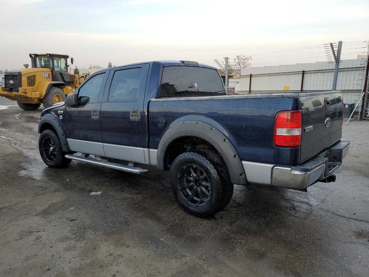 Image 2 of 2005 FORD F150 SUPERCREW 2005 with VIN 1FTRW12WX5FA11363