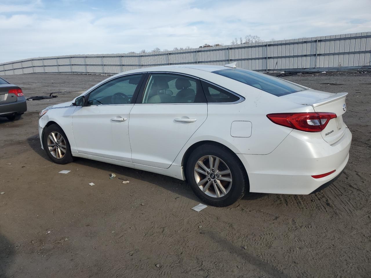 Изображение 2 2017 HYUNDAI SONATA SE 2017 с VIN 5NPE24AF1HH458316