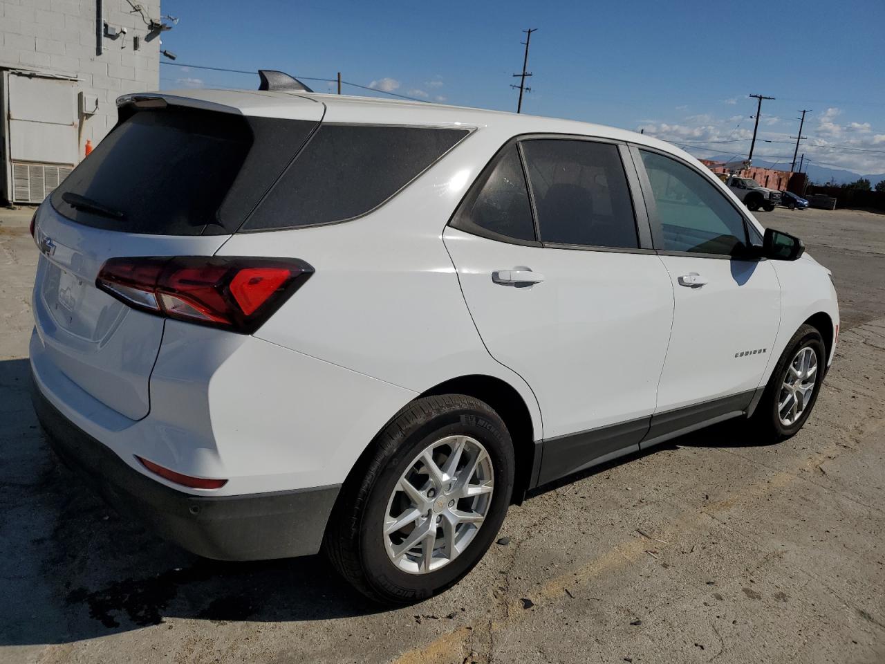 Image 3 of 2023 CHEVROLET EQUINOX LS 2023 with VIN 3GNAXHEG4PL204275