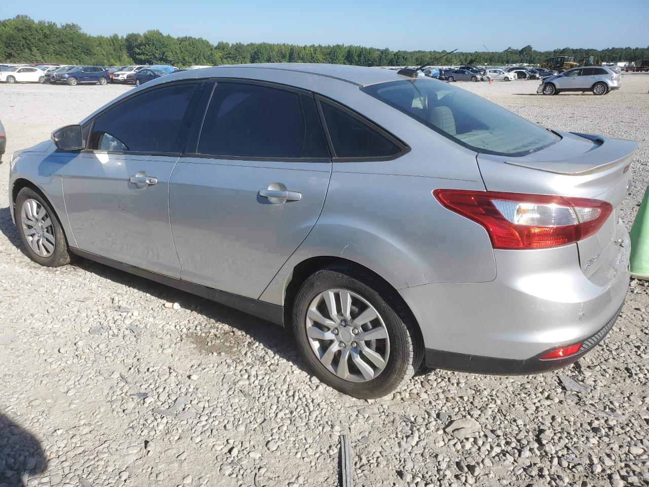 Obraz 2 z 2013 FORD FOCUS SE 2013 z VIN 1FADP3F26DL106695