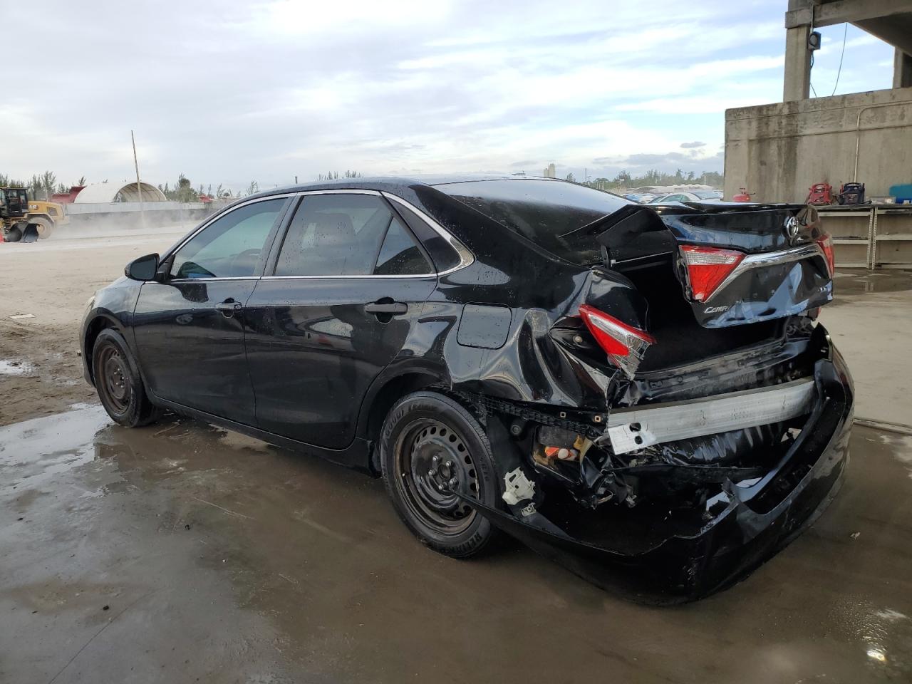 Image 2 of 2016 TOYOTA CAMRY LE 2016 with VIN 4T4BF1FK1GR532304
