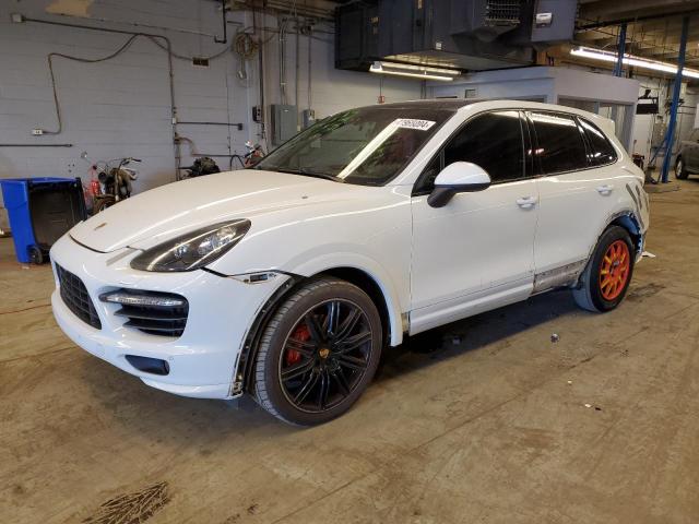 2014 PORSCHE CAYENNE GTS 2014 image