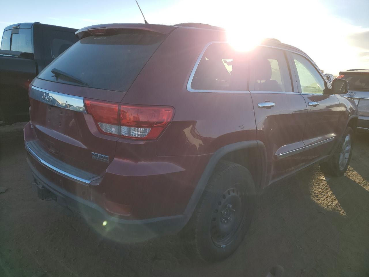 Изображение 3 2013 JEEP GRAND CHEROKEE OVERLAND 2013 с VIN 1C4RJFCT3DC580670