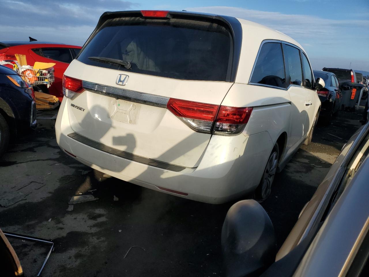 Изображение 3 2015 HONDA ODYSSEY EXL 2015 с VIN 5FNRL5H63FB124441