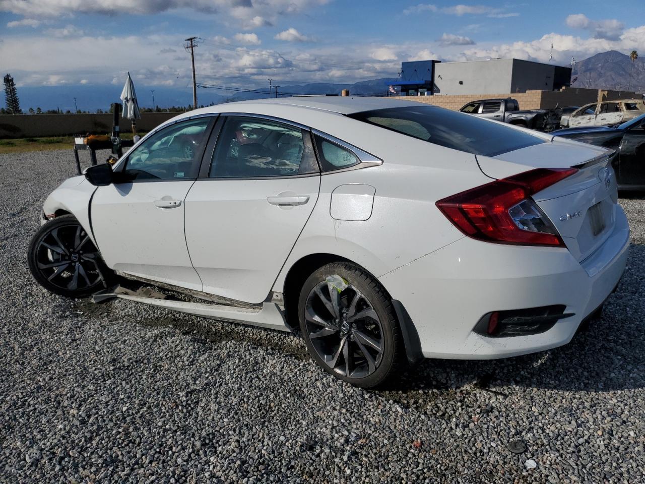 Obraz 2 z 2019 HONDA CIVIC SPORT 2019 z VIN 2HGFC2F83KH536466