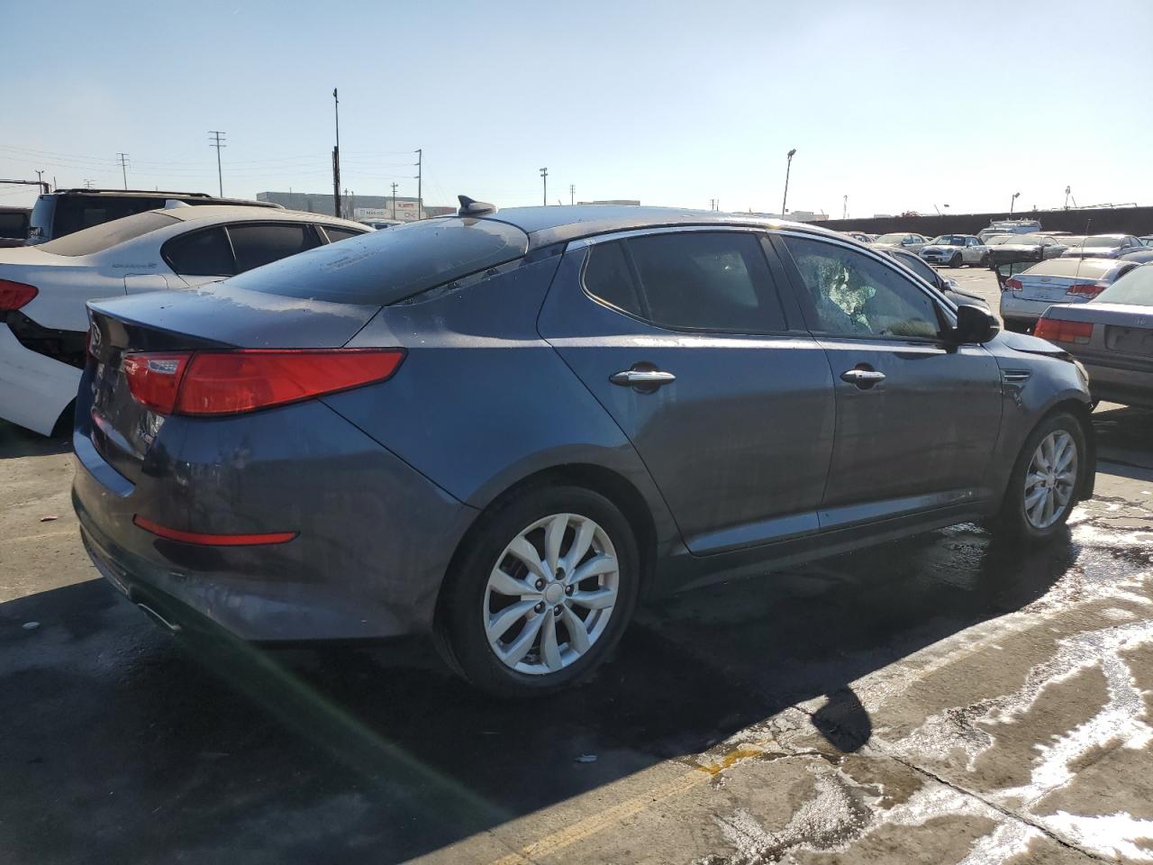 Image 3 of 2015 KIA OPTIMA EX 2015 with VIN 5XXGN4A76FG465697