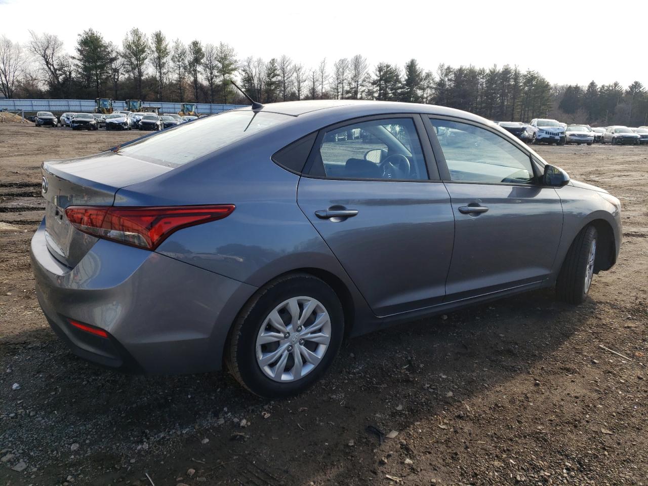 Image 3 of 2019 HYUNDAI ACCENT SE 2019 with VIN 3KPC24A37KE062917