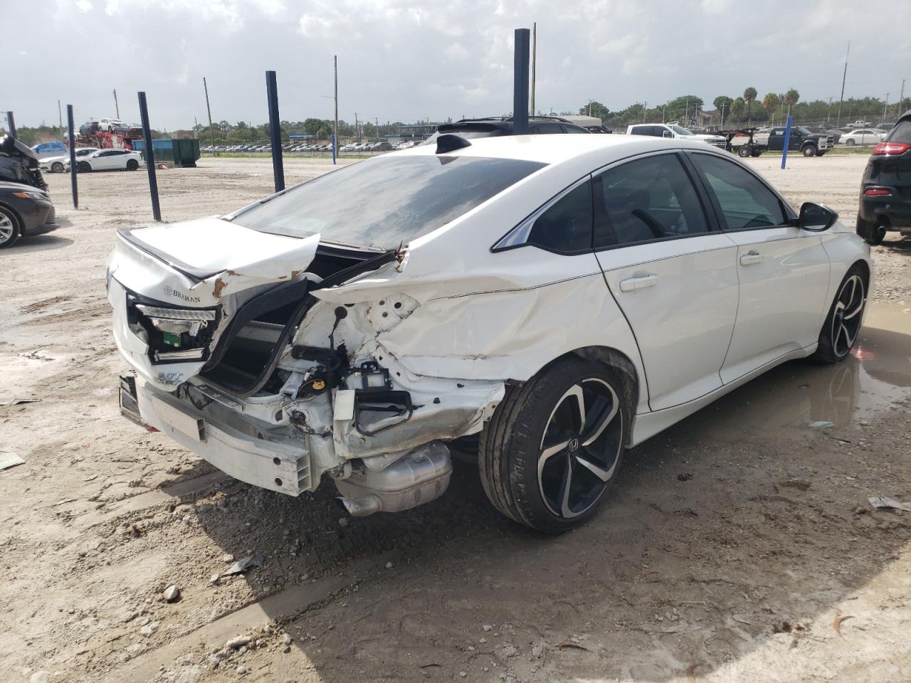 Image 3 of 2022 HONDA ACCORD SPORT 2022 with VIN 1HGCV2F33NA003859