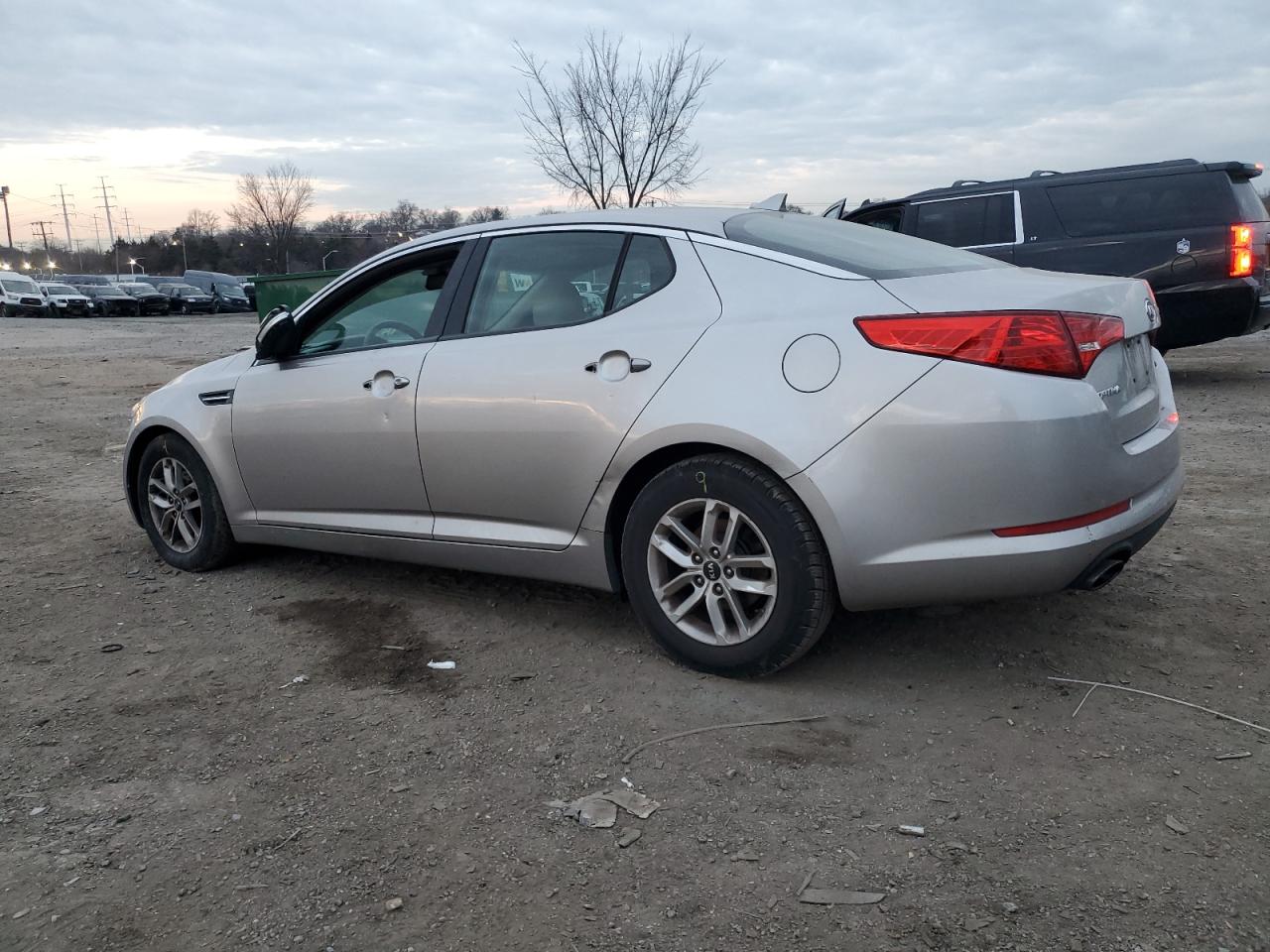 Изображение 2 2011 KIA OPTIMA LX 2011 с VIN KNAGM4A74B5100465