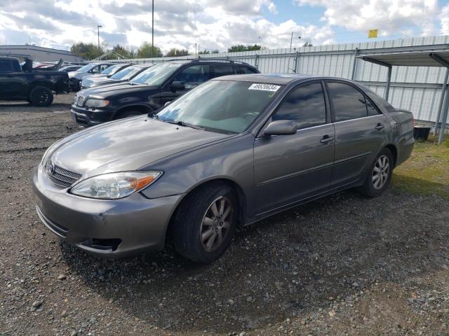 Image 1 of 2002 TOYOTA CAMRY LE 2002 with VIN JTDBF30K320019445