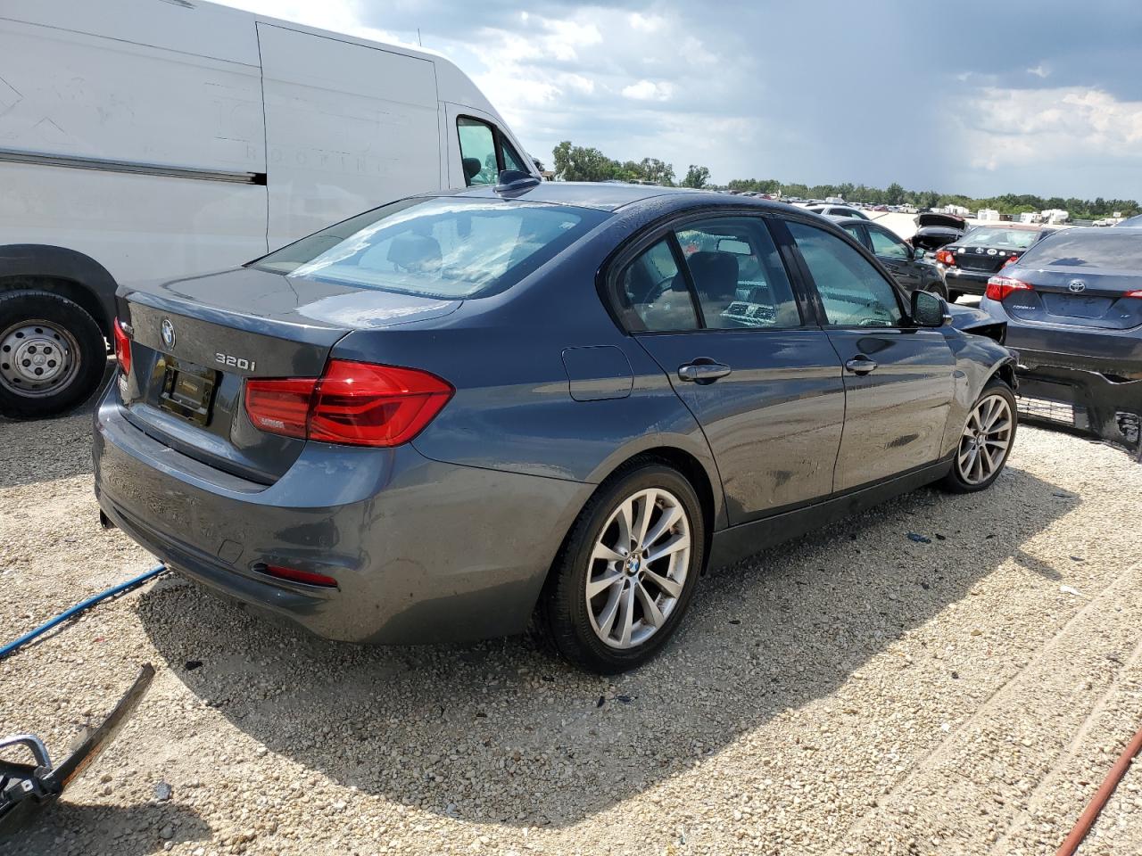 Obraz 3 z 2016 BMW 320 XI 2016 z VIN WBA8E5G50GNT41024