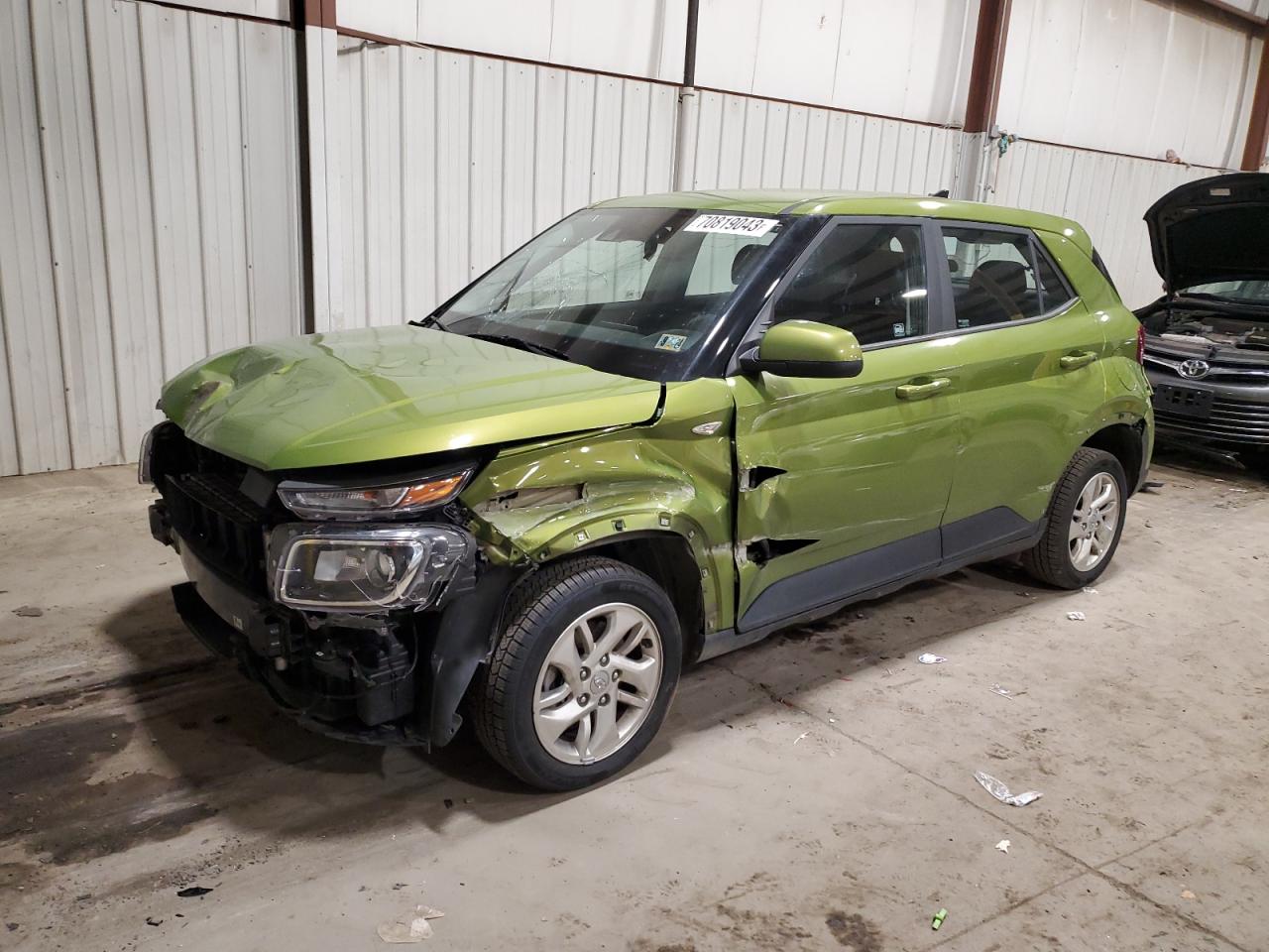 Image 1 of Hyundai Venue Se 2021 with VIN KMHRB8A3XMU065778