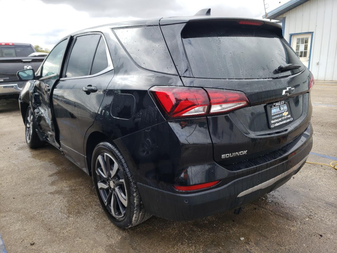 Image 2 of 2022 CHEVROLET EQUINOX LT 2022 with VIN 3GNAXKEV4NL210635