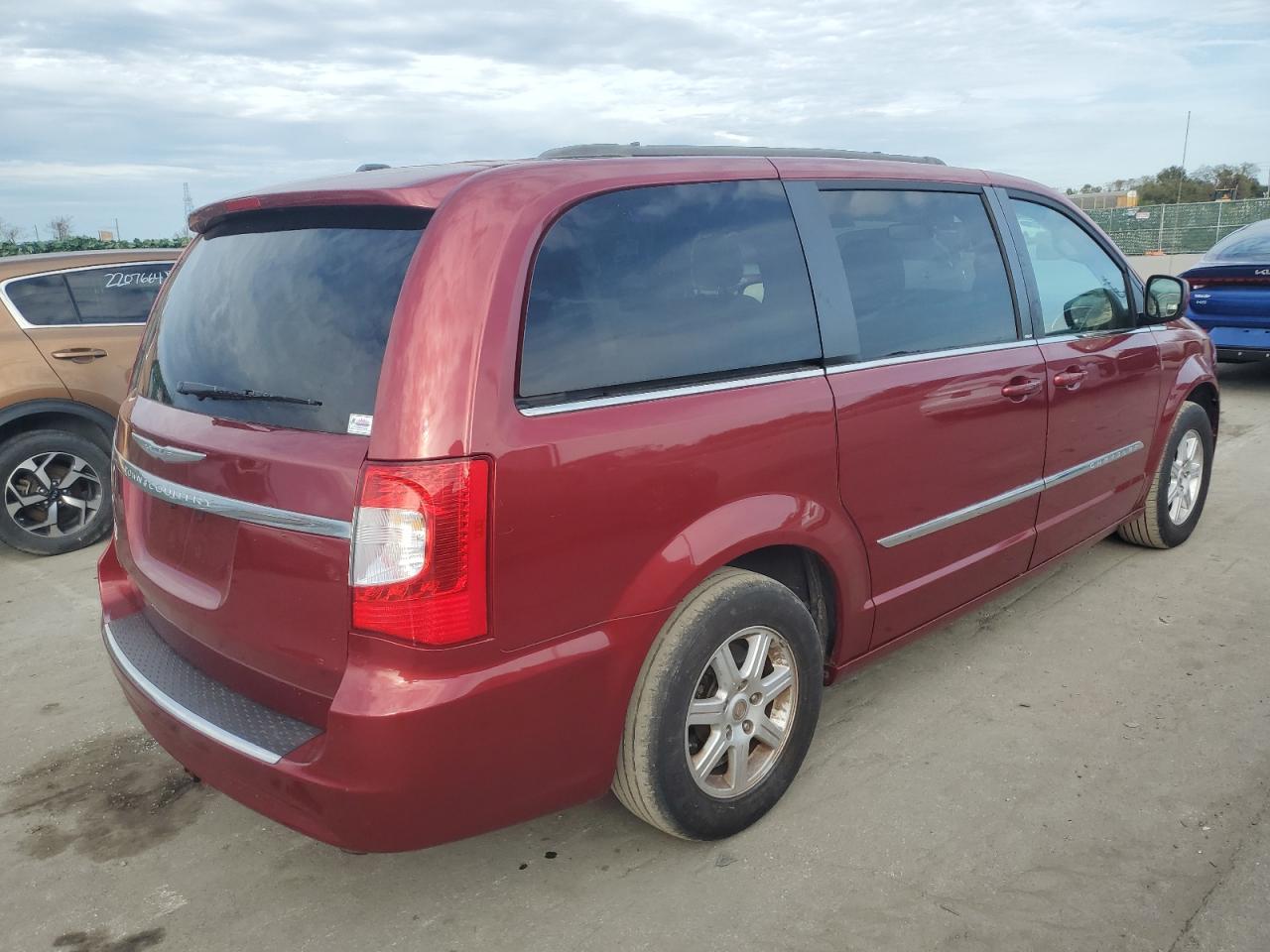 Image 3 of 2014 CHRYSLER TOWN & COUNTRY TOURING 2014 with VIN 2C4RC1BG4ER269890