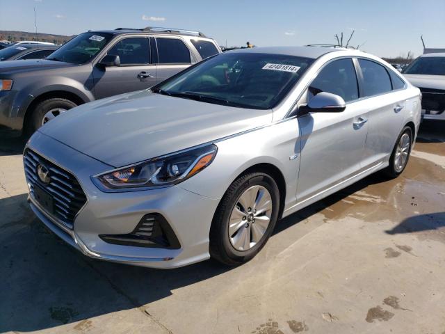 Image 1 of 2018 HYUNDAI SONATA HYBRID 2018 with VIN KMHE24L35JA082506