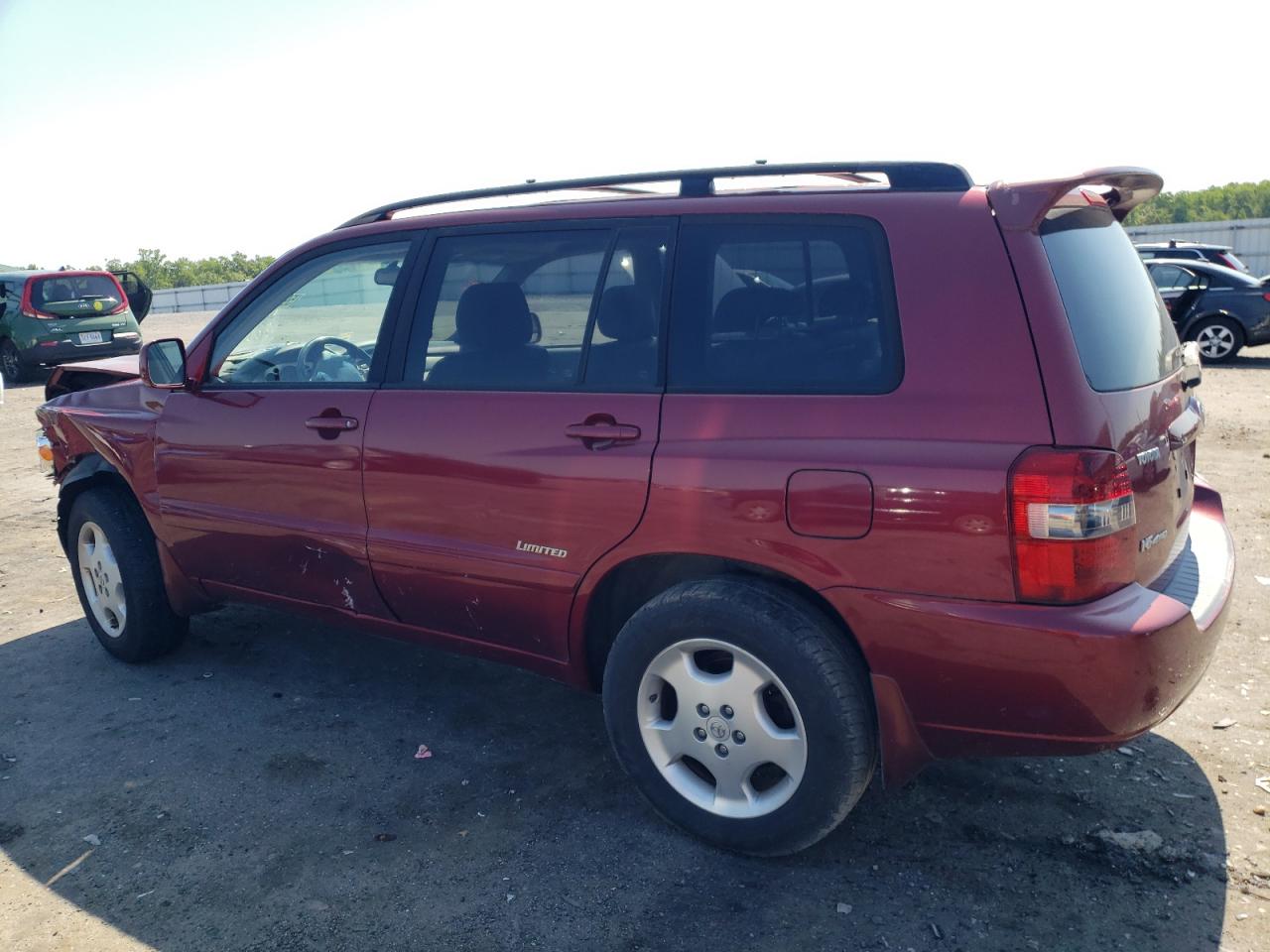 Image 2 of 2006 TOYOTA HIGHLANDER LIMITED 2006 with VIN JTEEP21A560179872
