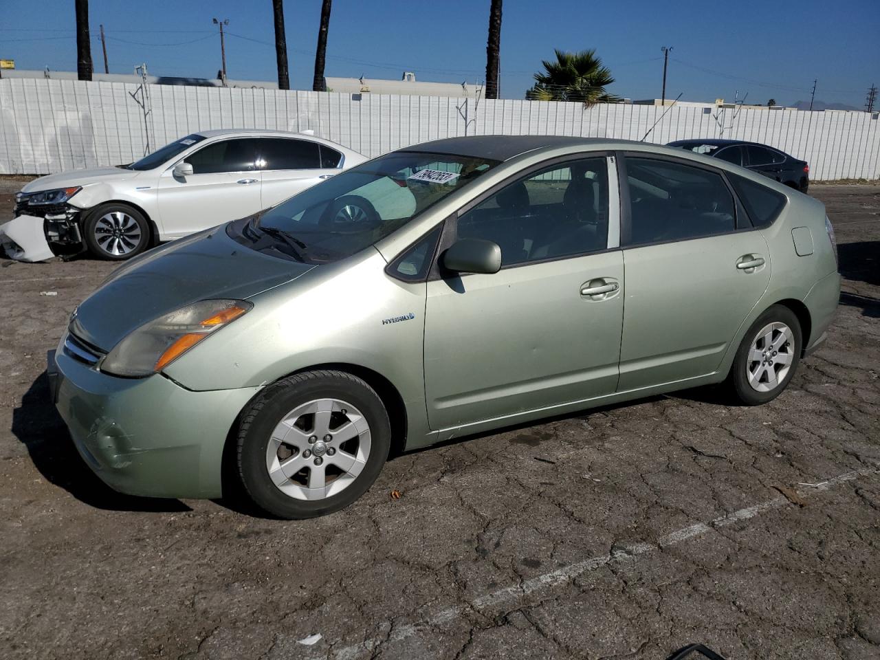 Image 1 of 2007 TOYOTA PRIUS  2007 with VIN JTDKB20U773238096