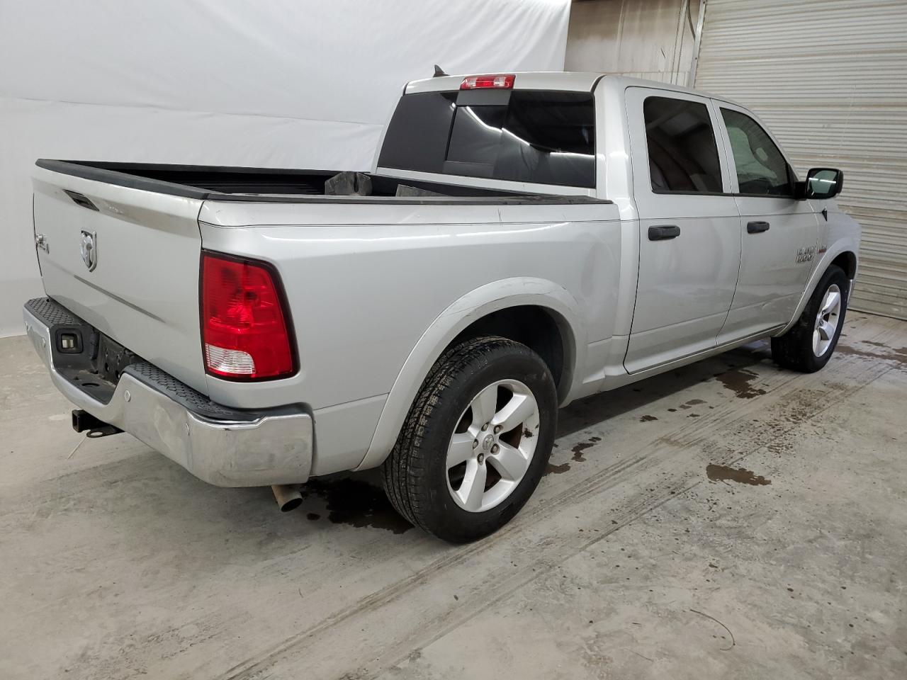 Image 3 of 2015 RAM 1500 SLT 2015 with VIN 1C6RR6LT9FS692219