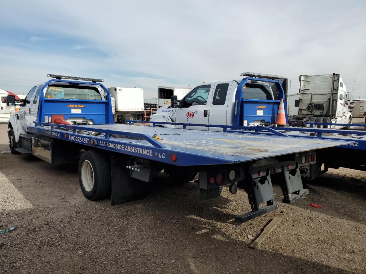 Obraz 2 z 2017 FORD F650 SUPER DUTY 2017 z VIN 1FDNX6AY2HDB06250