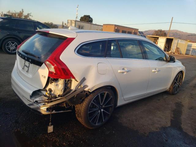 Изображение 3 2017 VOLVO V60 T5 PLATINUM 2017 с VIN YV140MEM7H1354781
