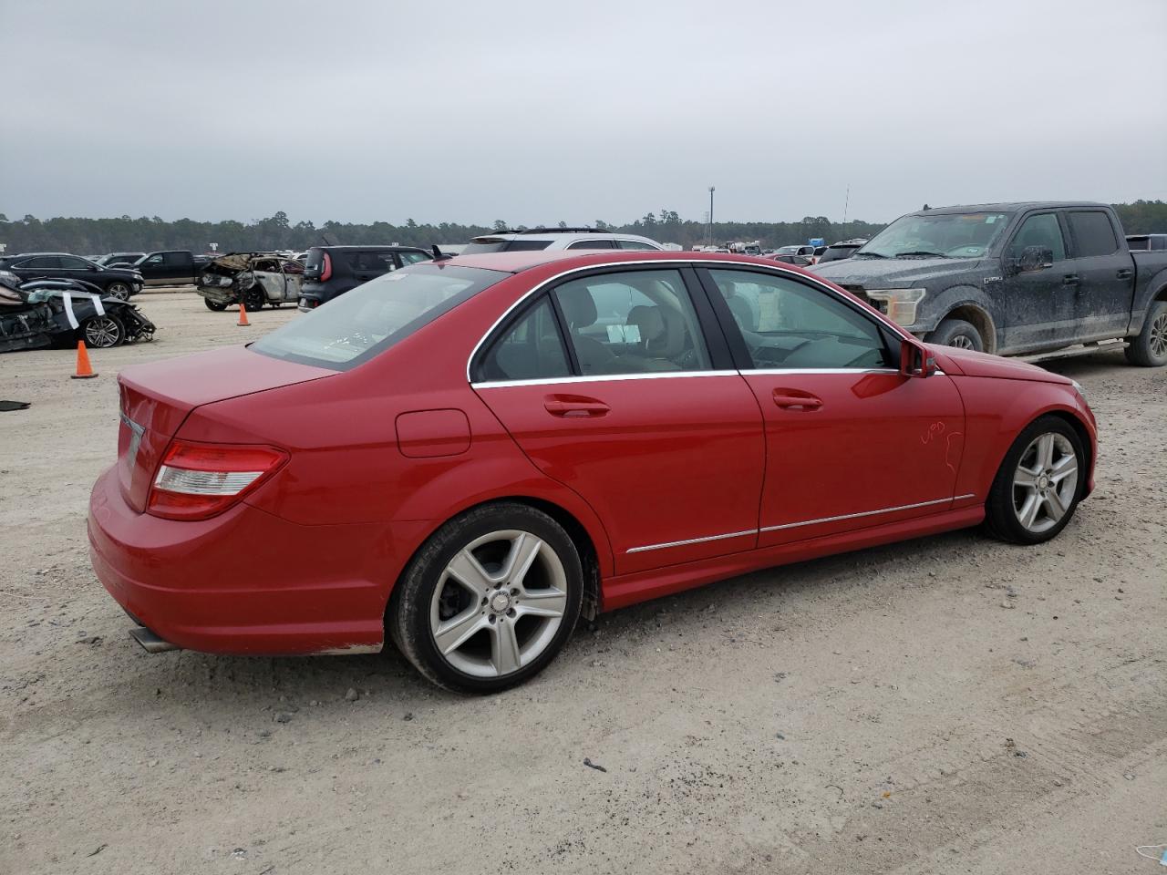 Image 3 of 2011 MERCEDES-BENZ C 300 2011 with VIN WDDGF5EB3BR134266