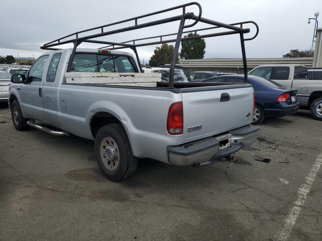 Image 2 of 2005 FORD F250 SUPER DUTY 2005 with VIN 1FTSX20575EB21355