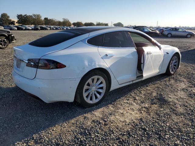 Obraz 3 z 2018 TESLA MODEL S  2018 z VIN 5YJSA1E29JF281904