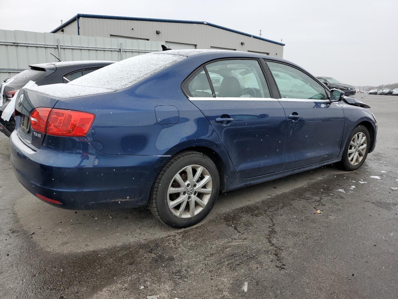 Image 3 of 2013 VOLKSWAGEN JETTA SE 2013 with VIN 3VWDP7AJ1DM253695
