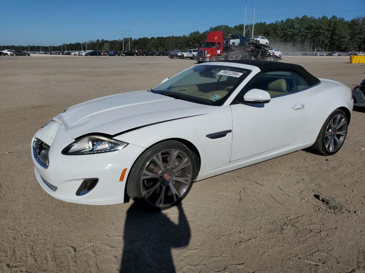 Image 1 of 2014 JAGUAR XK  2014 with VIN SAJWA4GB5ELB54008