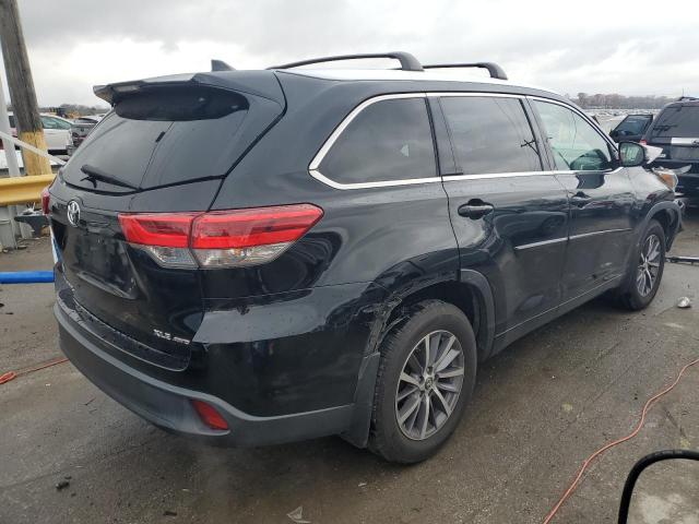 Image 3 of 2017 TOYOTA HIGHLANDER SE 2017 with VIN 5TDJZRFH2HS468087