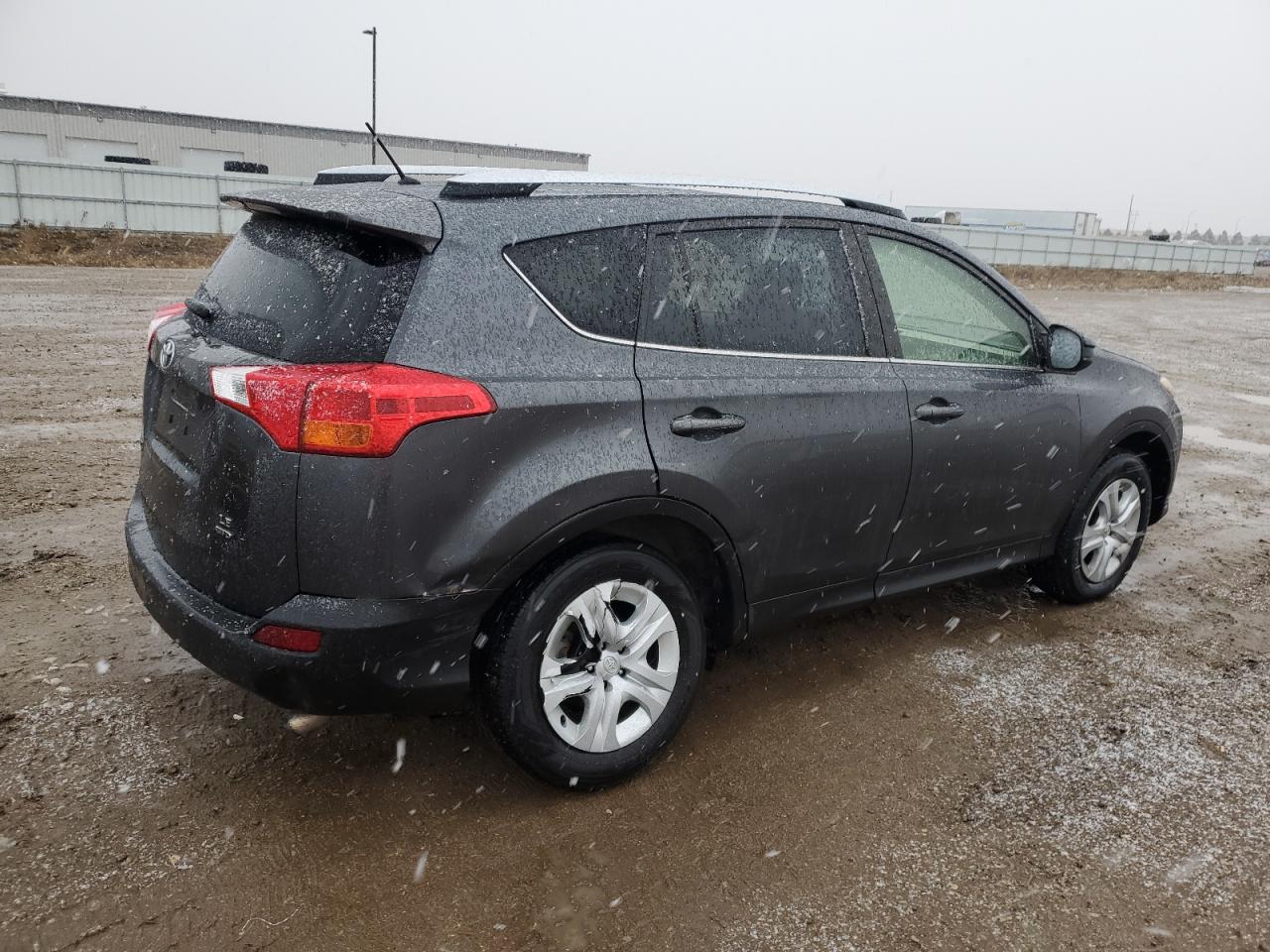 Obraz 3 z 2013 TOYOTA RAV4 LE 2013 z VIN JTMBFREV5DD017777