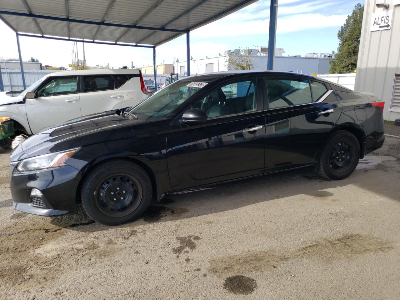Image 1 of 2021 NISSAN ALTIMA S 2021 with VIN 1N4BL4BV9MN422153
