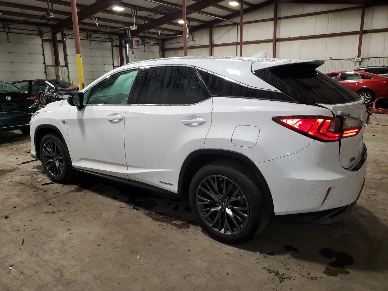 Obraz 2 z 2018 LEXUS RX 450H BASE 2018 z VIN 2T2BGMCA2JC025422