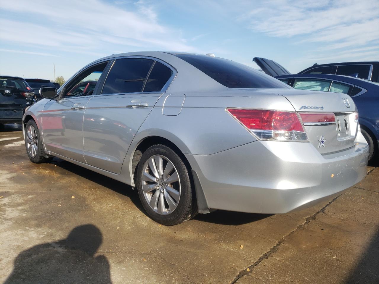 Image 2 of 2012 HONDA ACCORD EXL 2012 with VIN 1HGCP2F8XCA077914