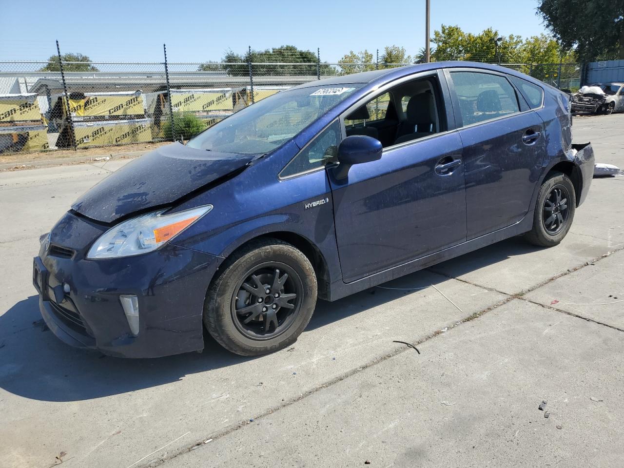 Image 1 of 2014 TOYOTA PRIUS  2014 with VIN JTDKN3DUXE0375815