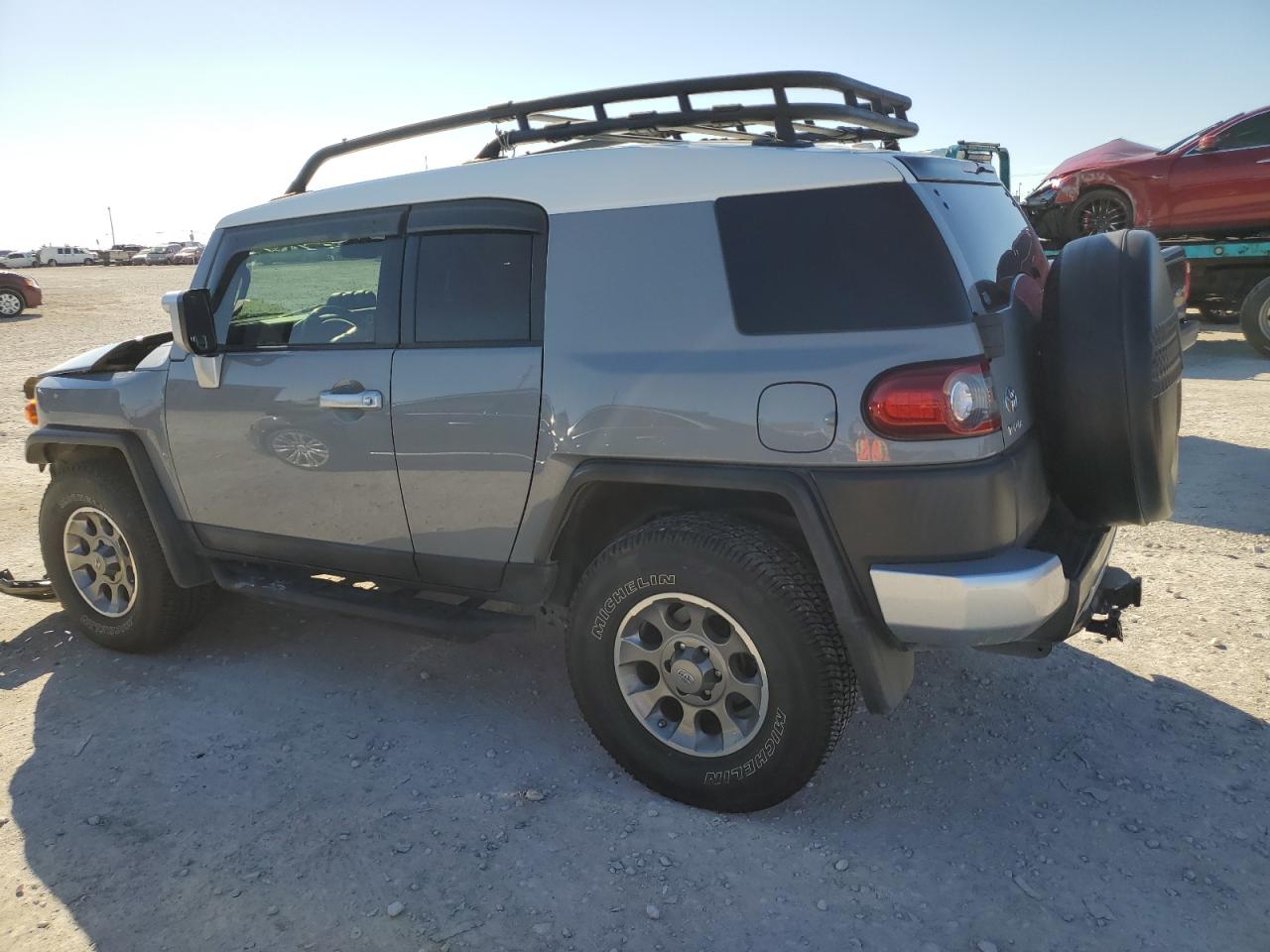 Obraz 2 z 2014 TOYOTA FJ CRUISER  2014 z VIN JTEBU4BFXEK182464