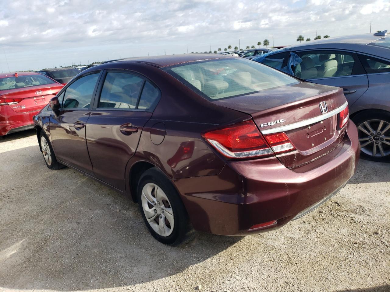 Obraz 3 z 2015 HONDA CIVIC LX 2015 z VIN 19XFB2F57FE119134