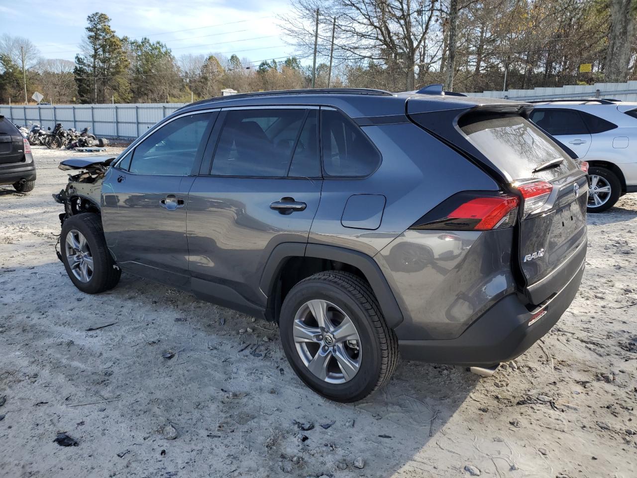 Obraz 2 z 2022 TOYOTA RAV4 XLE 2022 z VIN 2T3W1RFV2NC175501