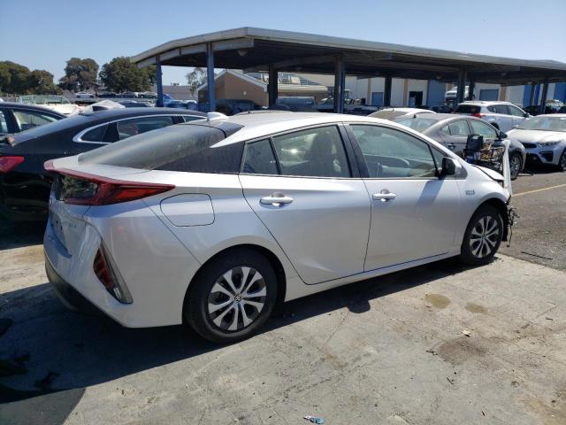 Image 3 of 2022 TOYOTA PRIUS PRIME LE 2022 with VIN JTDKAMFP9N3220079