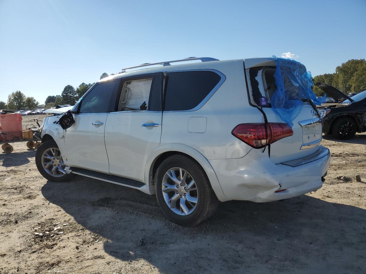 Obraz 2 z 2011 INFINITI QX56  2011 z VIN JN8AZ2NDXB9701875