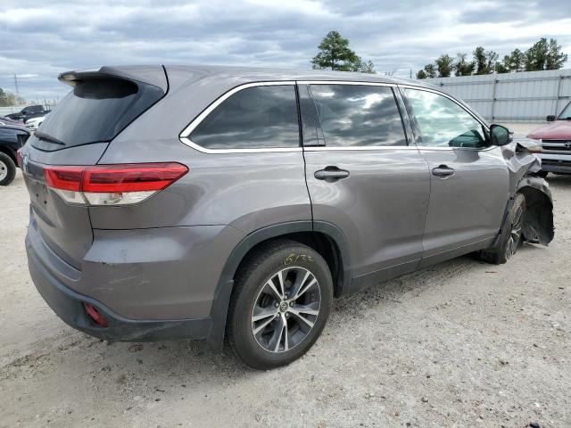 Image 3 of 2019 TOYOTA HIGHLANDER LE 2019 with VIN 5TDZZRFH5KS294266