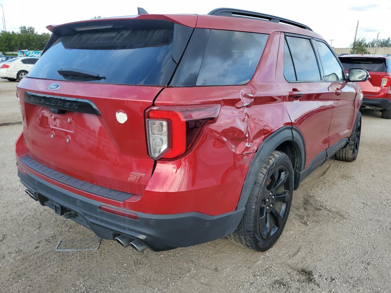 Image 3 of 2022 FORD EXPLORER ST 2022 with VIN 1FM5K7GC5NGA17508